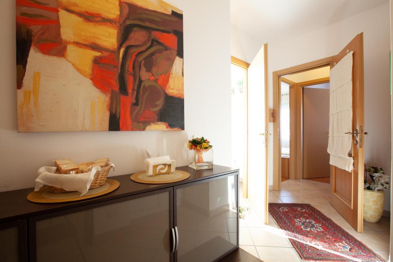 Casa Vacanze Le Terrazze เวโรนา ภายนอก รูปภาพ